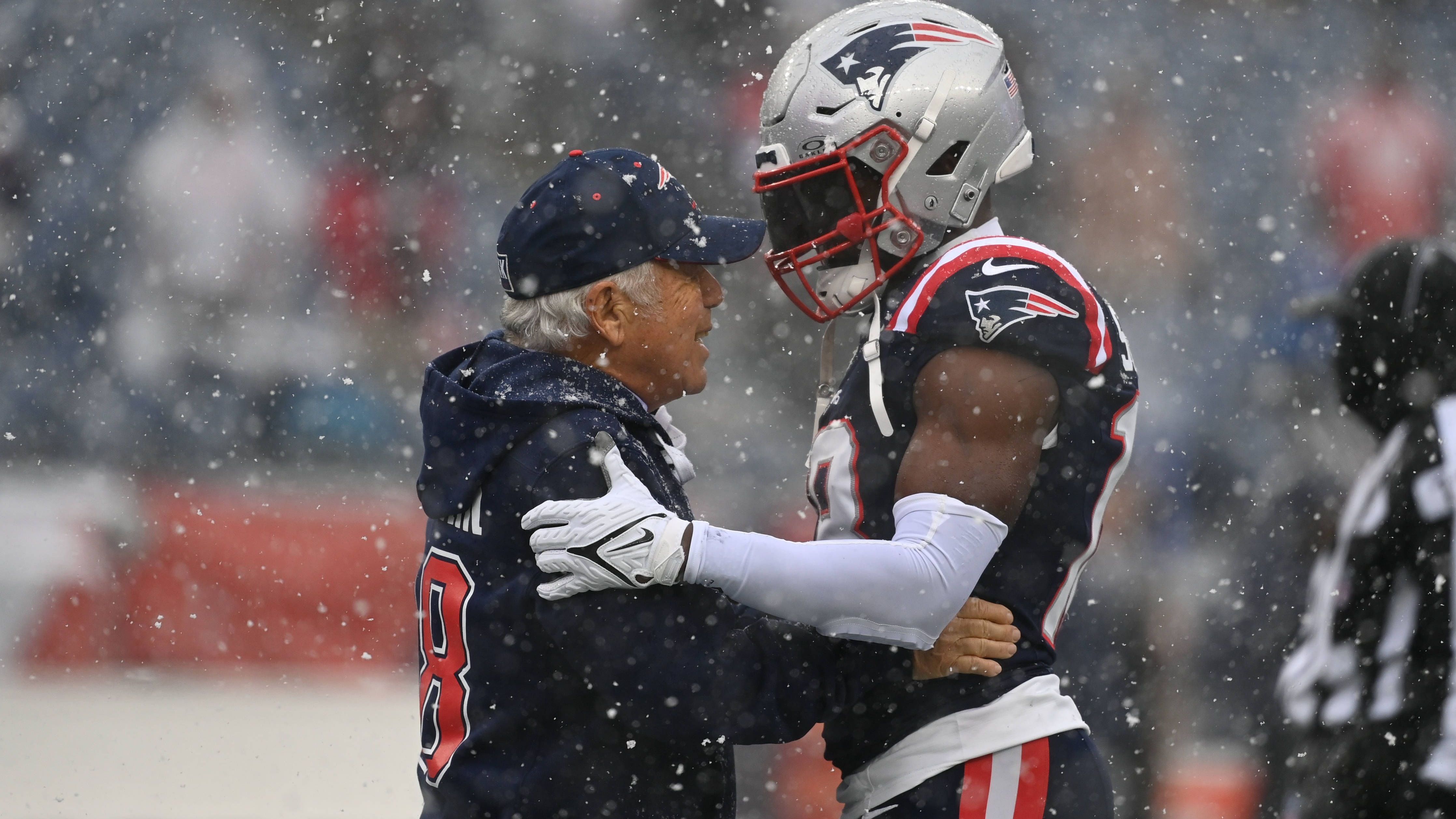 <strong>Beispiel Nettoruhezeit:</strong> <br>In diesem Jahr haben die New England Patriots Spiele mit Ruhezeitvorteilen von +7, +3, +1 und +1 Tagen. Sie bestreiten jedoch keine Spiele mit einem Ruhezeitnachteil. Daher beträgt der Nettoruhezeitvorsprung der Patriots in der Saison 2024 +12 Tage (7+3+1+1).