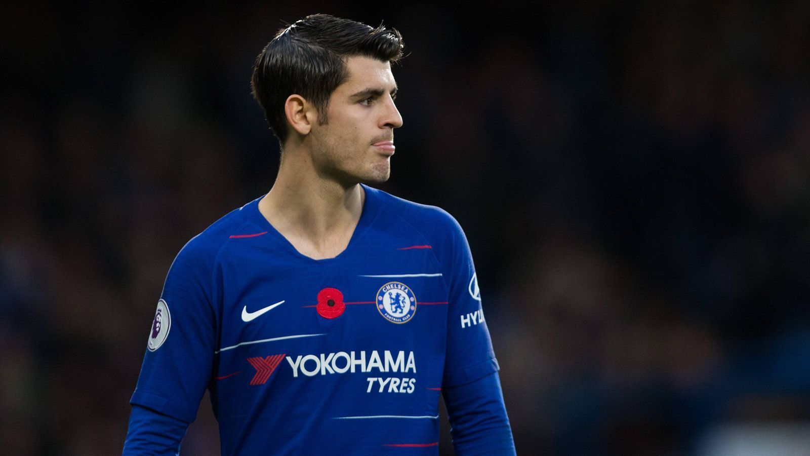 
                <strong>Alvaro Morata (Stürmer, 27 Jahre)</strong><br>
                Der spanische Mittelstürmer ist der einzige Spieler in dieser Streich-Elf, dessen Abgang bereits fix ist. Nachdem er in der Hinrunde der Saison 2018 / 2019 in London nicht überzeugen konnte, wechselte er Leihweise zu Atletico Madrid. Zur kommenden Saison wird er für eine Ablöse von 56 Millionen Euro fest verpflichtet.  
              