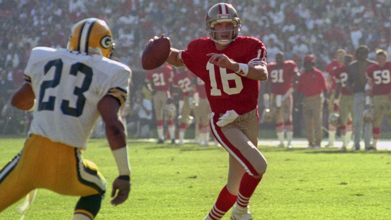 <strong>1989 Joe Montana</strong><br>Team: San Francisco 49ers<br>Position: Quarterback