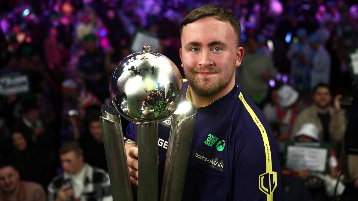 2024/25 Paddy Power World Darts Championship - Day Sixteen