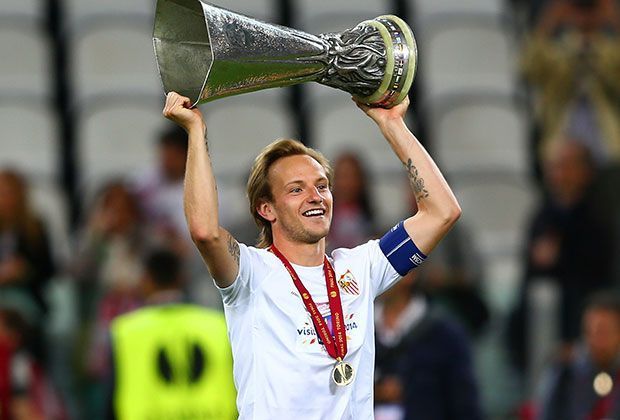 
                <strong>Gladbach vs. Sevilla</strong><br>
                Gutes Omen für Borussia: Ivan Rakitic, der Kapitän und Mittelfeld-Chef vom Titelgewinn des FC Sevilla hat den Verein verlassen.
              