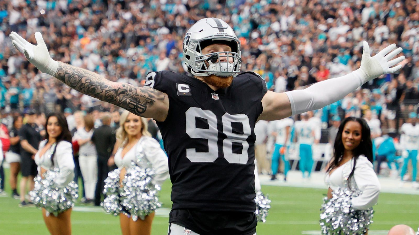 
                <strong>Las Vegas Raiders</strong><br>
                Einen großen Anteil an der perfekten Bilanz hat auch die Einheit auf der anderen Seite des Balls. Die oft gescholtene Raiders-Defense hat mit Maxx Crosby und Yannick Ngakoue zwei gefährliche Pass Rusher, die von Carl Nassib und Solomon Thomas gut ergänzt werden. Auch die Secondary sieht dank der Verpflichtung von Casey Hayward deutlich besser aus als in vergangenen Jahren. Las Vegas ist ein klares Überraschungsteam, das mit einer sehr erfrischenden Mentalität auftritt und 2021 noch für mächtig Aufsehen sorgen kann. Von einem Contender kann aber (noch) nicht gesprochen werden.
              