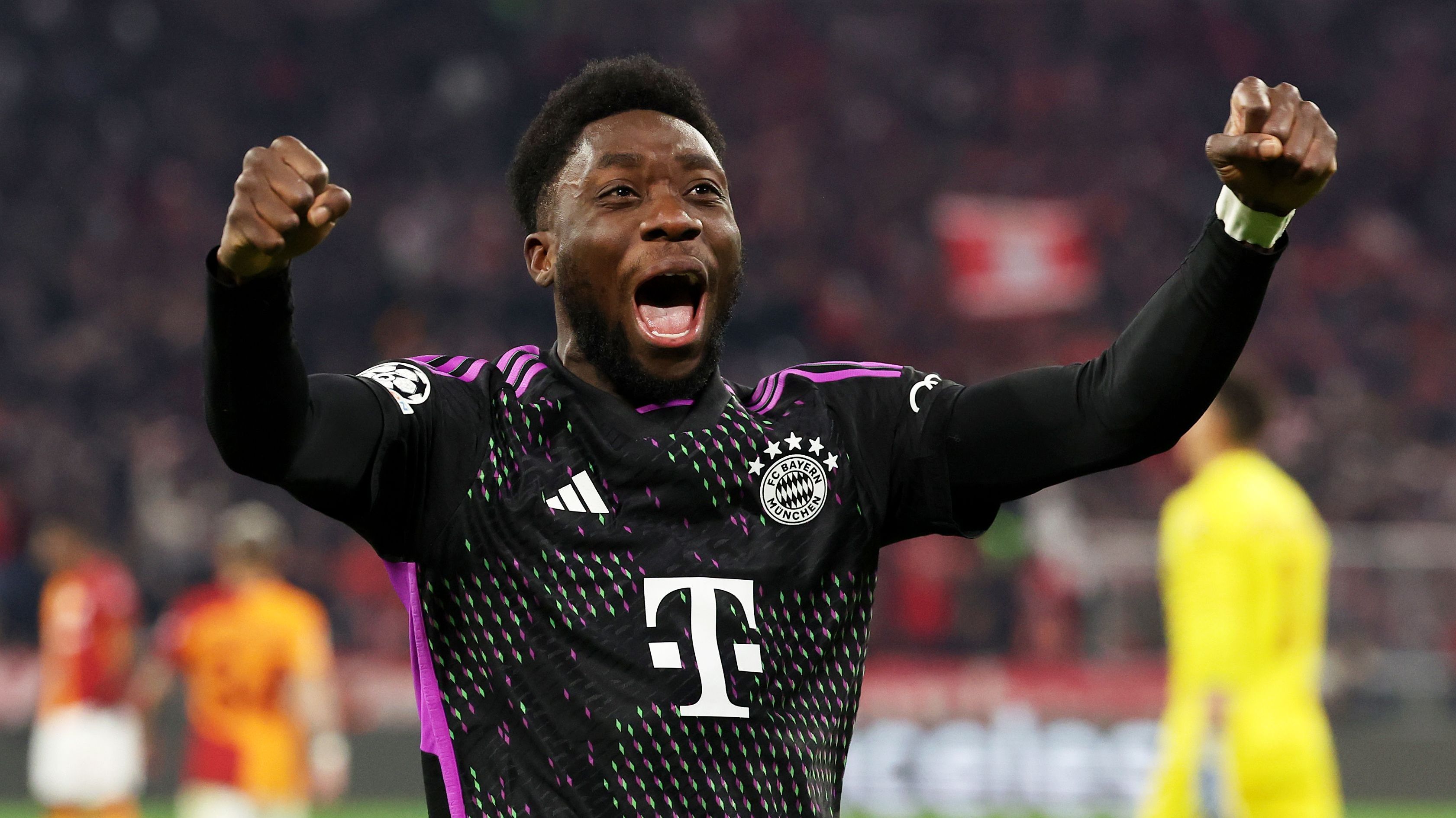 <strong>Alphonso Davies<br></strong>Immer wieder wird der Kanadier mit einem Abschied aus München in Verbindung gebracht. Vielleicht sind seine mitunter sehr schwankenden Leistungen in der Hinrunde auch mit dieser Unsicherheit zu erklären. Denn Davies zeigte nur in Ansätzen, wozu er eigentlich imstande ist. <strong><em>ran</em>-Durchschnittsnote: 3,81</strong>