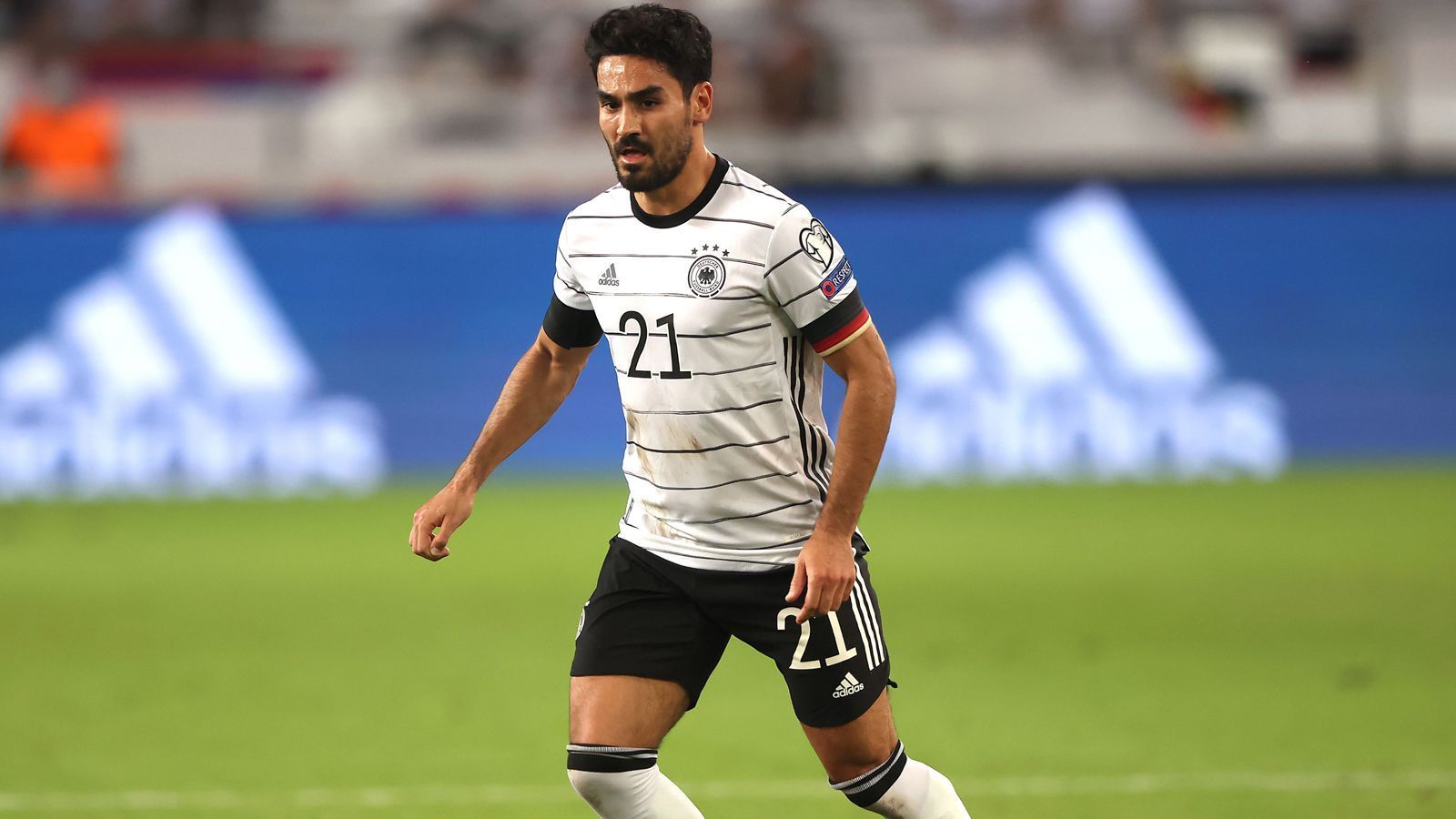 
                <strong>Ilkay Gündogan</strong><br>
                Gündogan kehrt in die Startaufstellung zurück, agiert in der 1. Halbzeit engagiert, aber glücklos. Dafür bereitet er zu Beginn der 2. Halbzeit mit einem genialen Pass eine Chance für Werner vor, beweist auch danach ein gutes Auge für die Mitspieler. ran-Note: 3
              