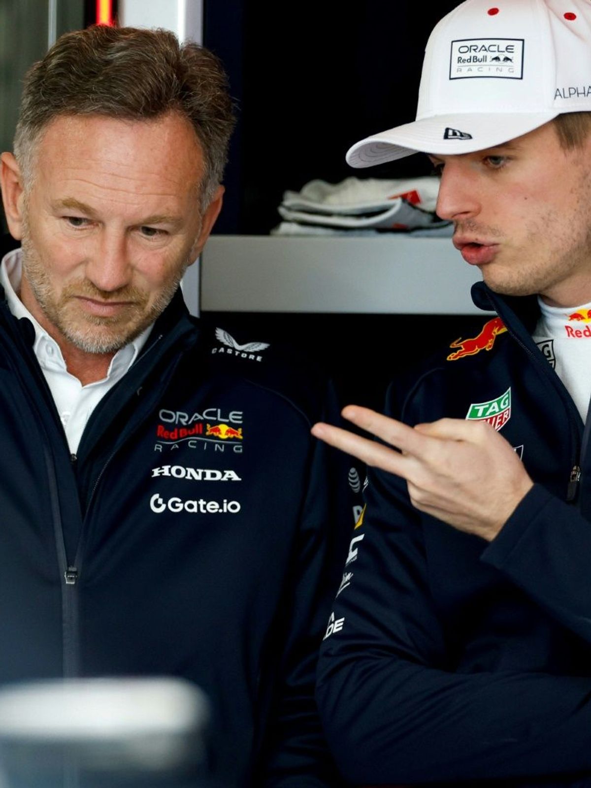 Christian Horner (l.) und Max Verstappen
