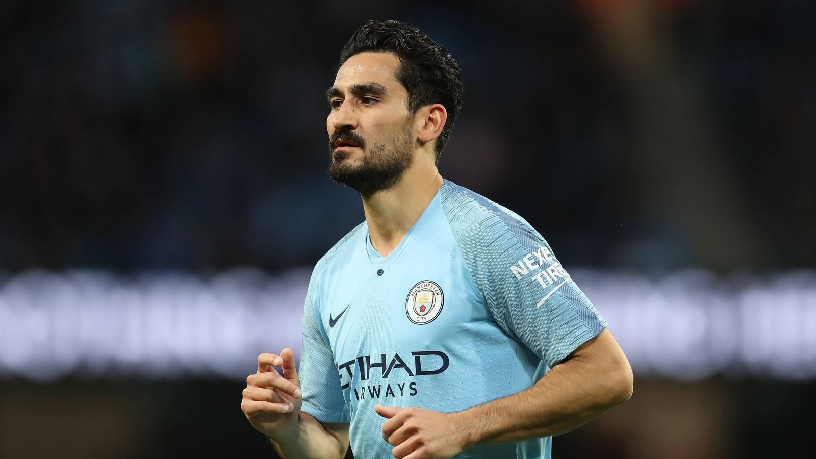 
                <strong>Ilkay Gündogan (Manchester City)</strong><br>
                Er traf bereits in einem Champions League-Finale, 2013 war das mit Borussia Dortmund gegen Bayern München. 45 Mal spielte Ilkay Gündogan im Europacup. Jetzt warten in der Gruppe F neue Aufgaben gegen Olympique Lyon, die TSG Hoffenheim und Schachtjor Donezk.
              