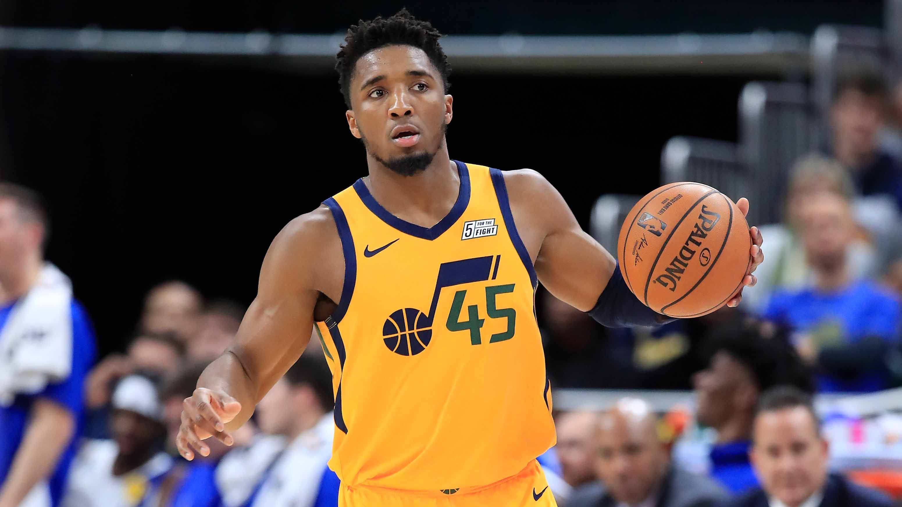 
                <strong>Donovan Mitchell (Reserve)</strong><br>
                1. All-Star-TeilnahmePosition: Guardaktuelles Team: Utah Jazz
              