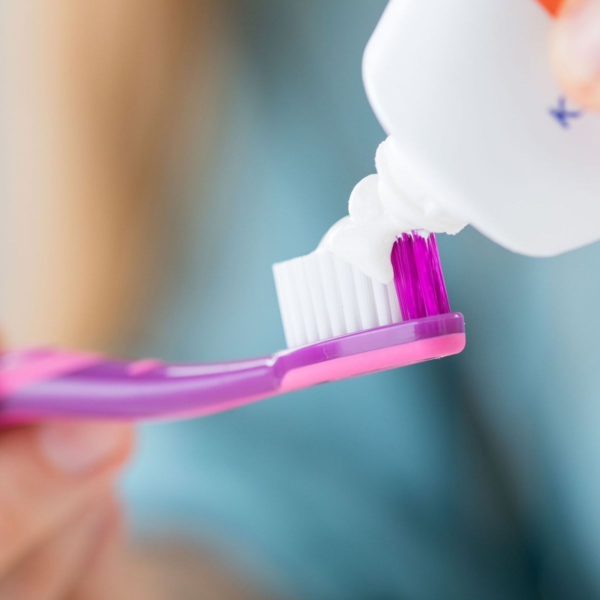 Zahnpasta im Öko-Test: Diese 19 beliebten Produkte fallen durch