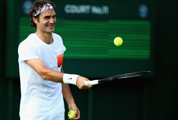 
                <strong>Roger Federer (2013: Aus in der 2. Runde)</strong><br>
                Federer will sich seinen achten Titel auf dem heiligen Rasen von Wimbledon holen. Mit seinem siebten Titel bei den Gerry Weber Open überzeugte Federer zuletzt wieder auf Rasen. Immerhin vier seiner sieben Triumphe in London ging ein Sieg in Halle voraus.
              