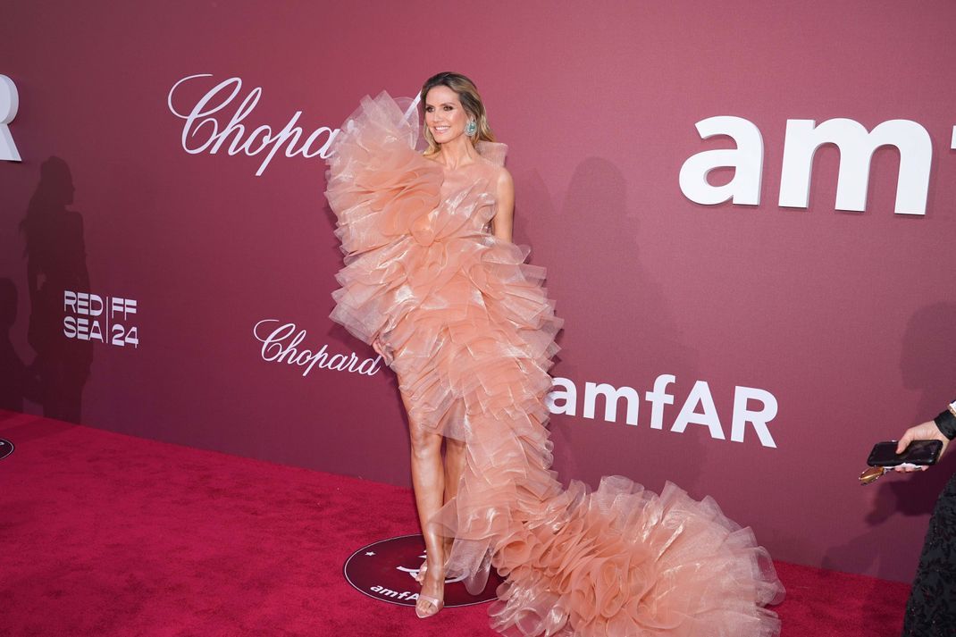 Die Wohltätigkeitsveranstaltung am Rande der Filmfestspiele in Cannes gilt auch als einer der Höhepunkte des Events. 2024 gab sich auch Heidi Klum die Ehre. (Archivbild)