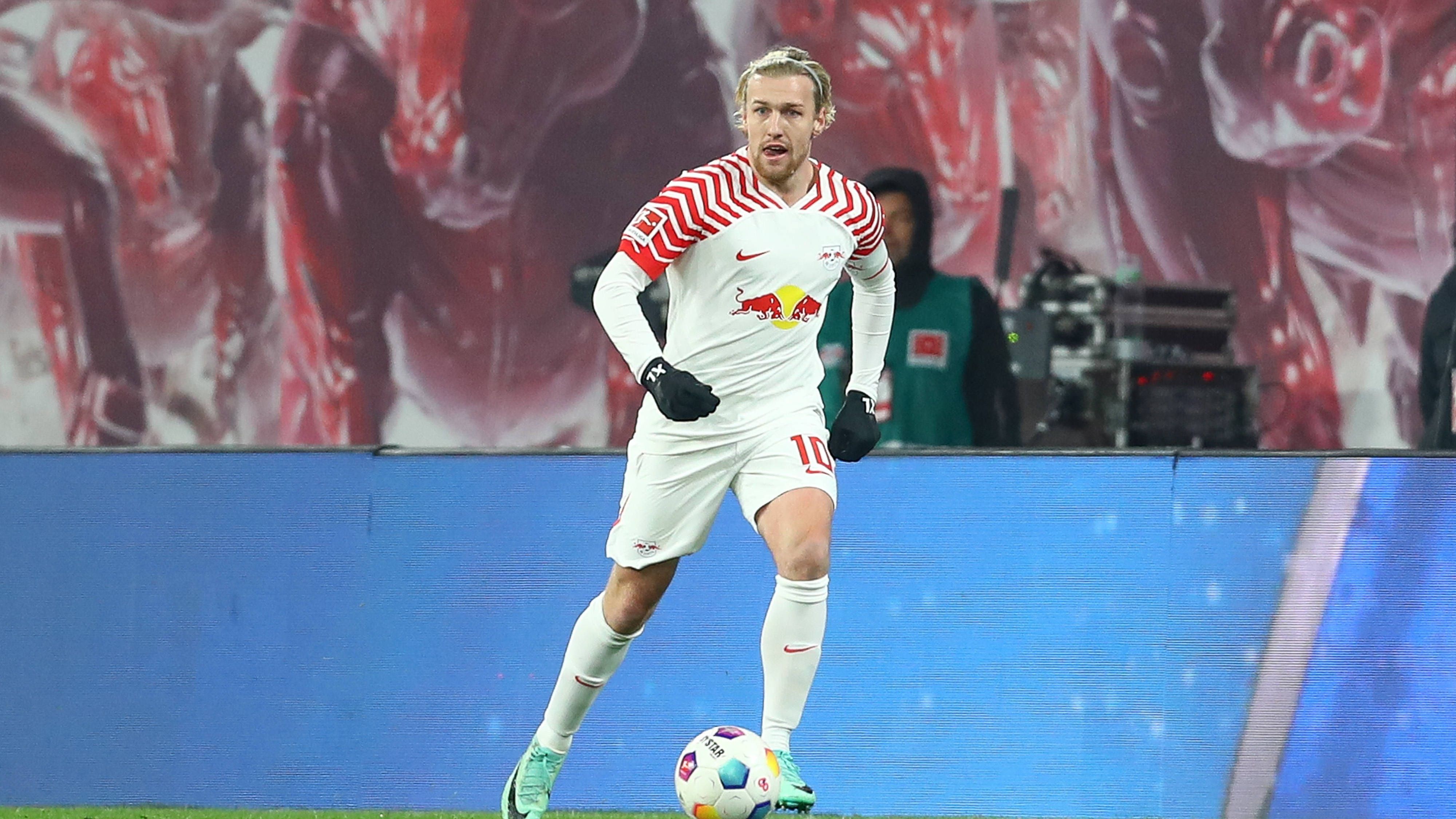 <strong>Emil Forsberg (RB Leipzig)</strong>
<br>Kommt in der 75. Minute für Baumgartner ins Spiel. <strong><em>ran</em>-Note: ohne Bewertung</strong>