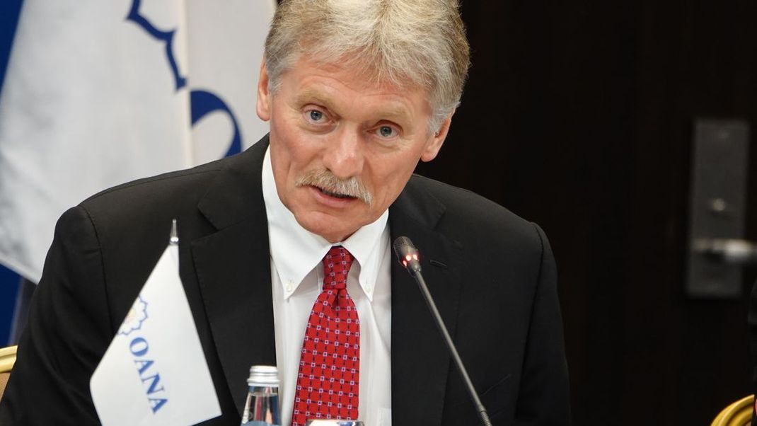 Kremlsprecher Dmitri Peskow bei seiner Erklärung während des Wirtschaftsforums in Wladiwostok.