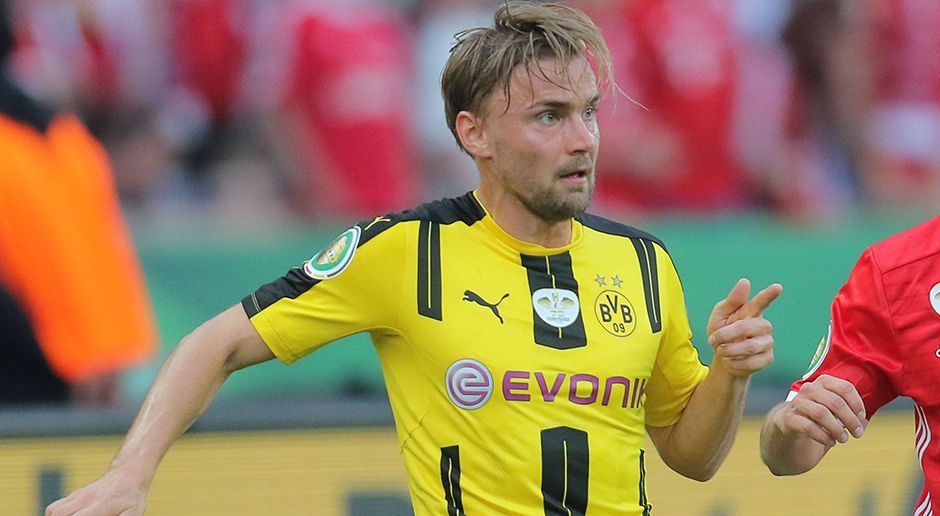 
                <strong>Marcel Schmelzer</strong><br>
                Marcel Schmelzer: Hatte Costa in der ersten Halbzeit gut im Griff, in der zweiten Halbzeit bereitete der Brasilianer dem Verteidiger dann deutlich mehr Probleme. Schmelzer musste 20 Minuten vor Schluss nach einem Zweikampf mit Costa raus. ran-Note: 3
              