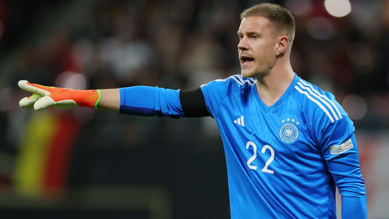 
                <strong>#22: Marc-Andre ter Stegen (FC Barcelona)</strong><br>
                &#x2022; Position: Torwart<br>&#x2022; A-Länderspiele: 30 (kein Tor)<br>&#x2022; Alter: 30 Jahre<br>
              