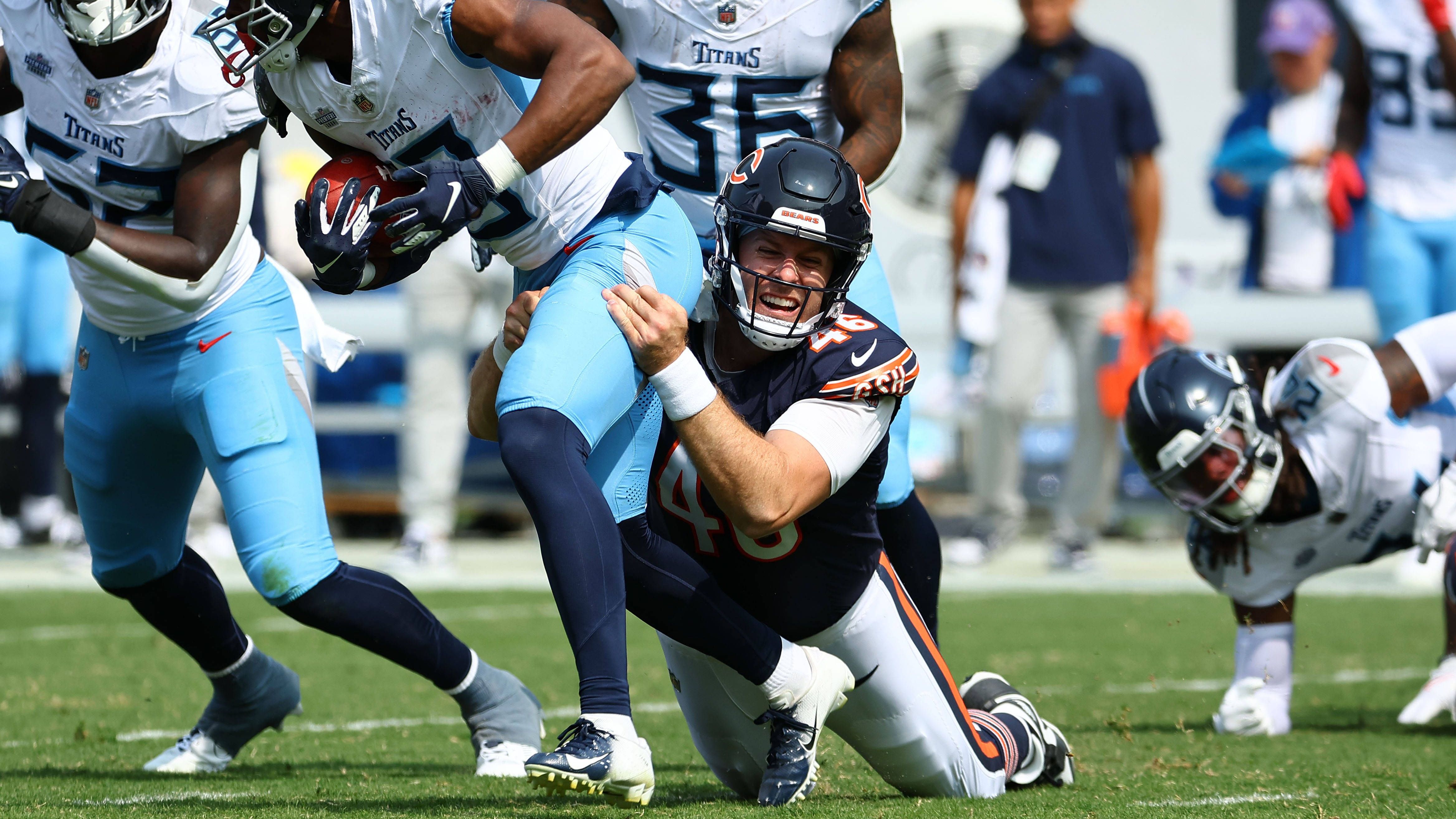 <strong>Platz 14: Scott Daly</strong><br>Team: Chicago Bears<br>Gehalt 2025: 1,337 Millionen<br>Anmerkung: Der zweite Long Snapper des Teams, Luke Elkin, erhält 855.000 US-Dollar und würde es damit ebenfalls in das Ranking schaffen.
