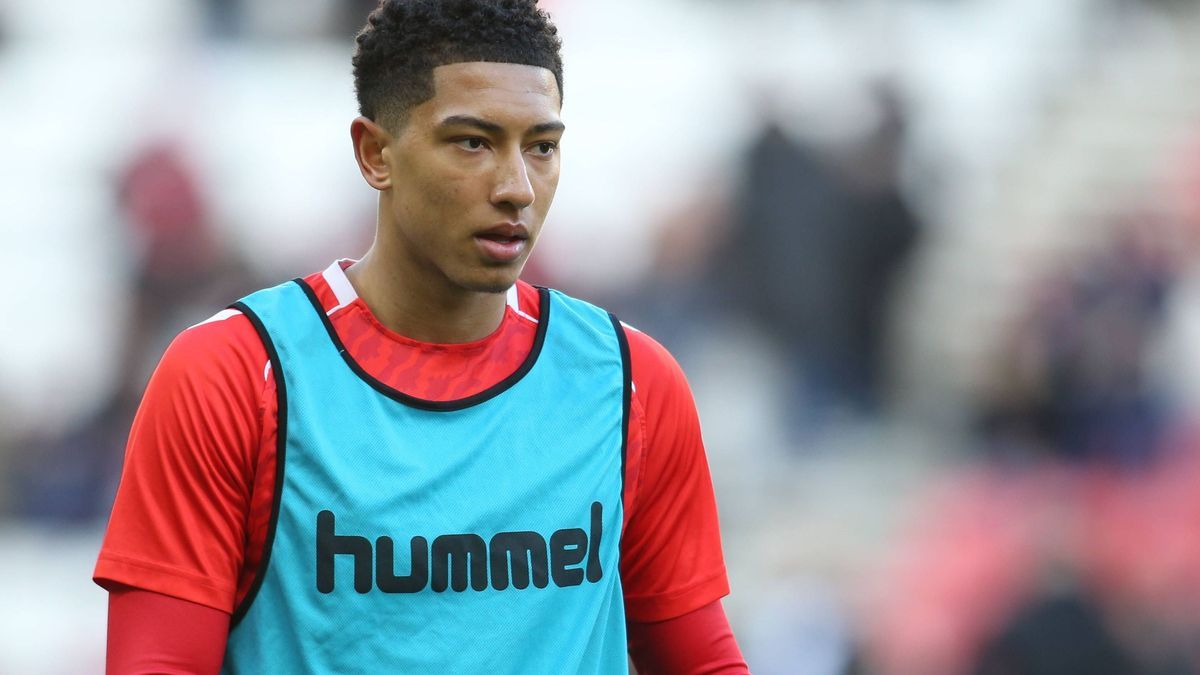 Sunderland AFC v Plymouth Argyle FC - Sky Bet Championship Jobe Bellingham plays during the Sky Bet Championship match between Sunderland and Plymouth Argyle at the Stadium Of Light in Sunderland, ...