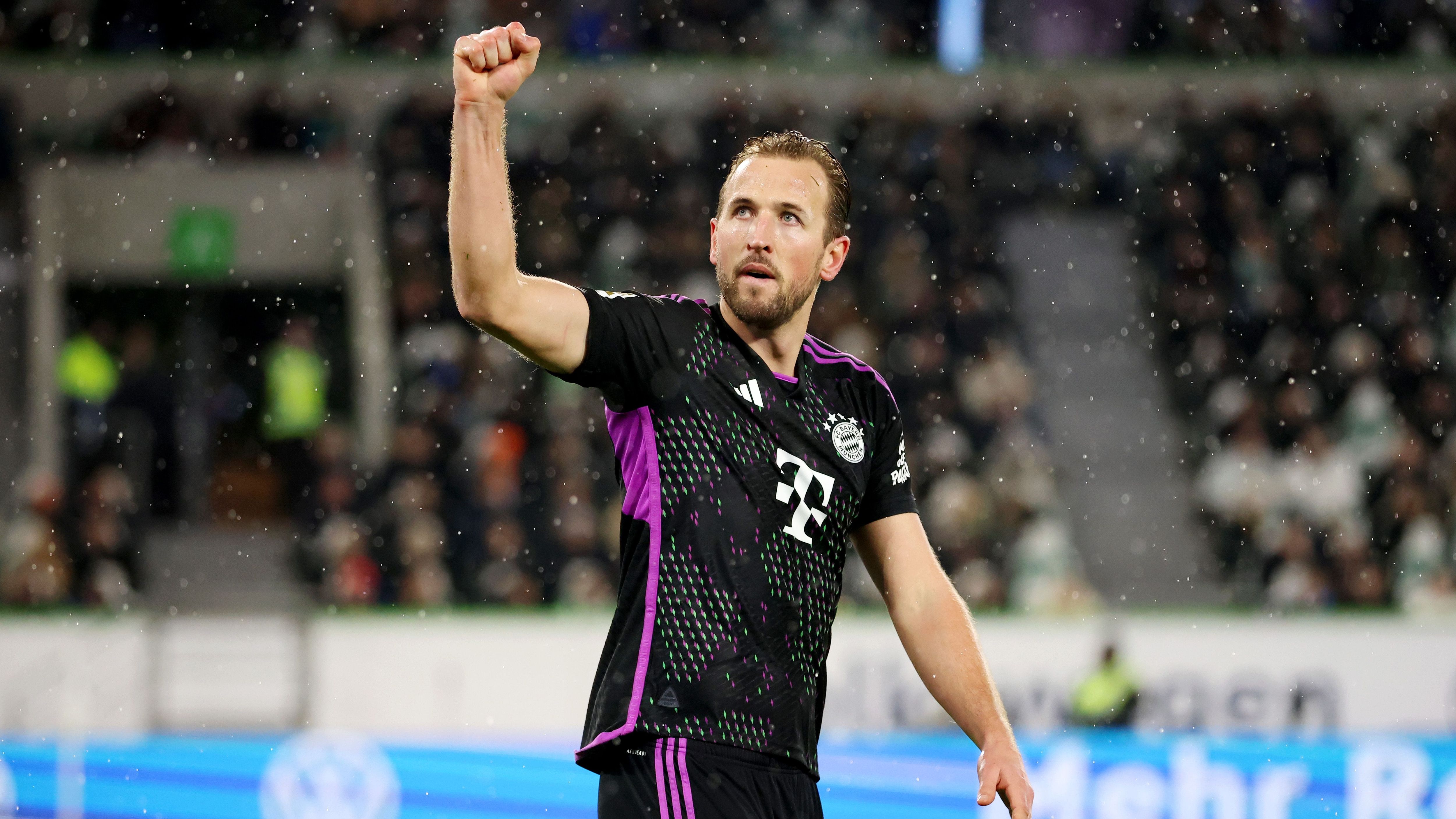 <strong>Harry Kane</strong><br>In der 7. Minute vergibt Kane eine Großchance, weil er aus wenigen Metern Entfernung den Ball nicht richtig trifft. Dafür spielt er in der 26. Minute einen absoluten Traumpass auf Müller. In der 42. Minute trifft er perfekt zum 2:0 in die rechte obere Ecke. In der 74. Minute lässt er eine weitere Top-Chance ungenutzt. <strong><em>ran</em>-Note: 3</strong>