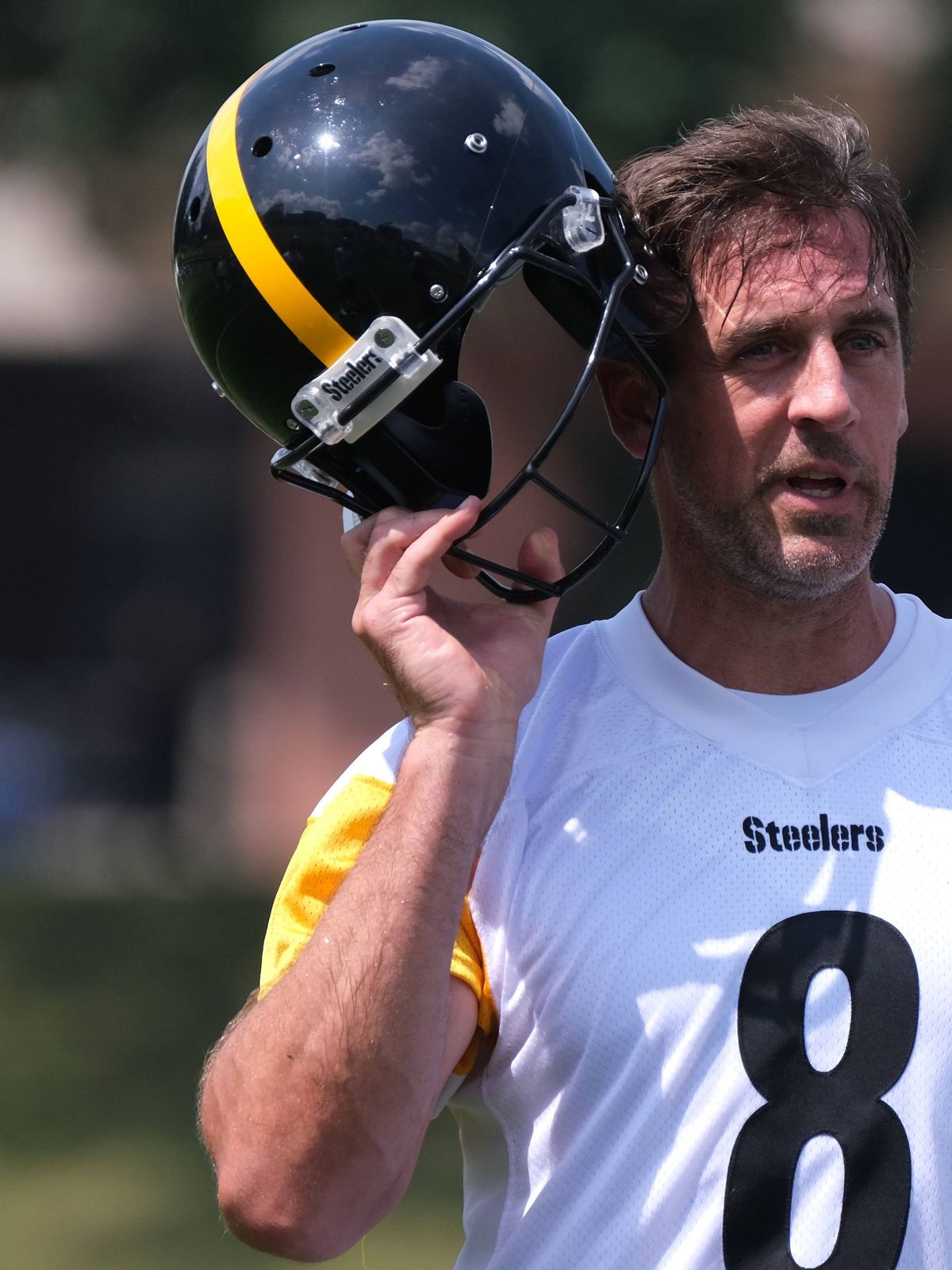 July 24, 2025: Aaron Rodgers 8 during the 2025 Steelers Training Camp in Latrobe, PA at Saint Vincent College. CSM Latrobe USA - ZUMAcp5_ 20250724_faf_cp5_351 Copyright: xJasonxPohuskix