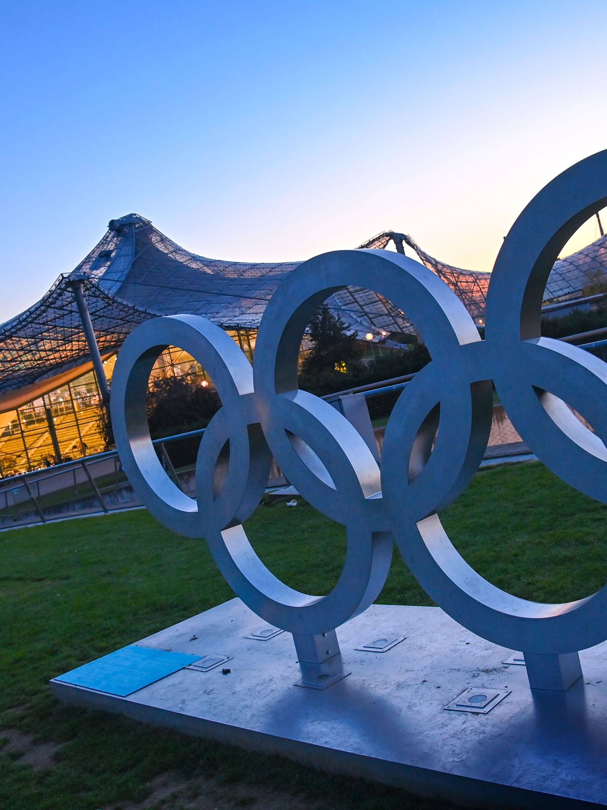 Themenfoto Olympiabewerbung Muenchen.Buergerentscheid am 26.10.2025 Muenchen will sich um die Olympischen Spiele bewerben und nach 1972 erneut Sommerspiele austragen.Olympiabewerbung. Olympische Ri...