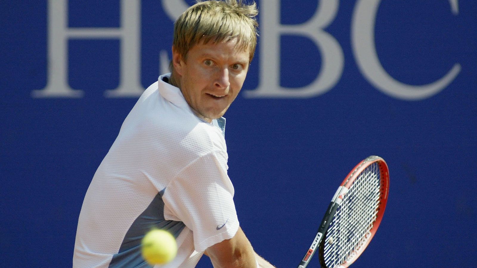 
                <strong>Platz 13: Jewgeni Kafelnikow (Russland)</strong><br>
                Platz 13: 23.883.797 Dollar Grand-Slam-Titel: 2
              