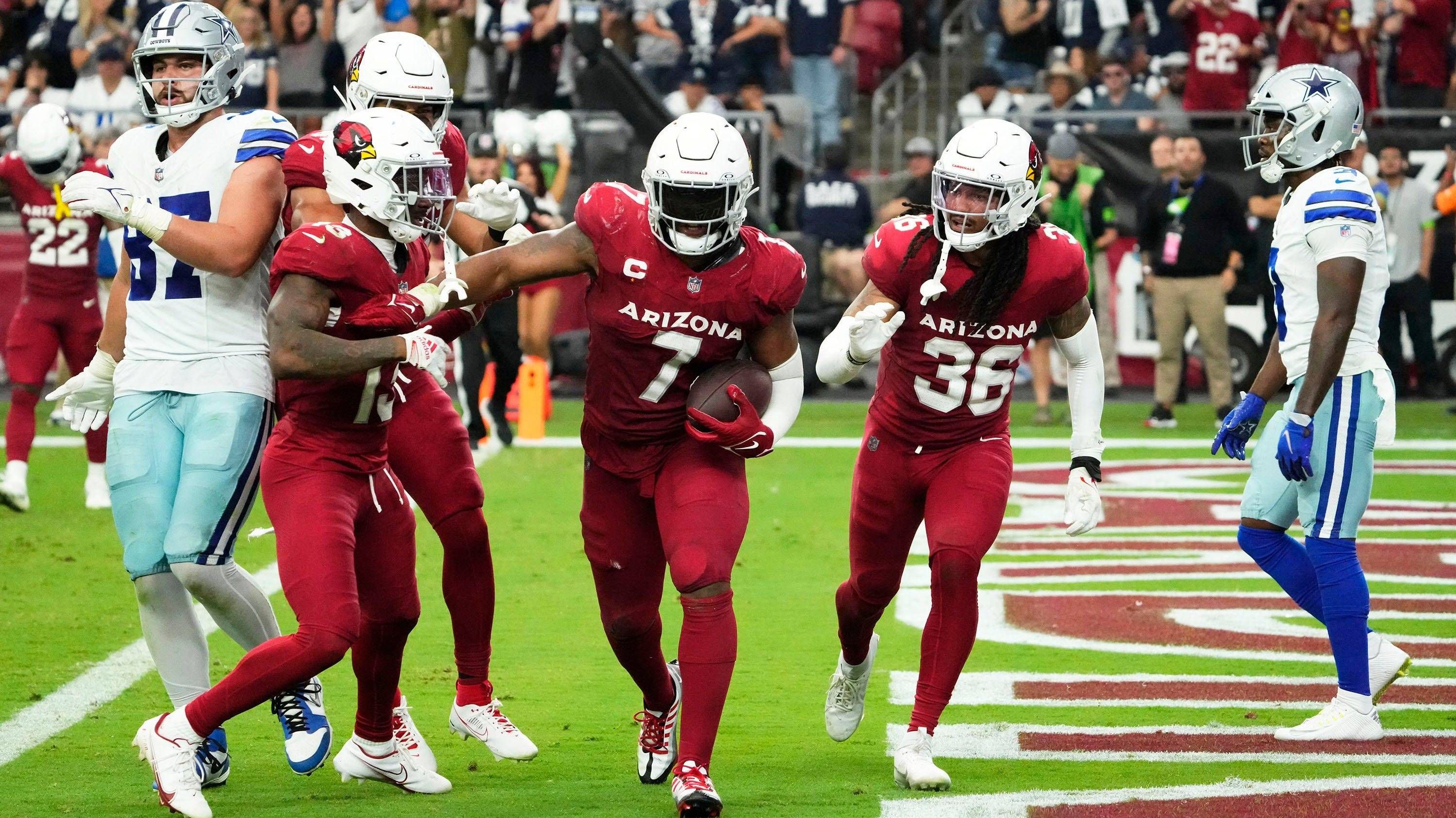 <strong>Platz 17: Arizona Cardinals - 24,6 Millionen US-Dollar</strong><br>Anzahl der Spieler: 10<br>Top-Verdiener: Kyzir White (OLB) - 6,8 Millionen US-Dollar<br>Durchschnitts-Cap-Space pro Spieler: 2,5 Millionen US-Dollar<br>Prozentualer Anteil der&nbsp;Linebacker am Cap Space: 9,11%