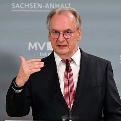 Reiner Haseloff, Ministerpräsident von Sachsen-Anhalt, während einer Pressekonferenz.