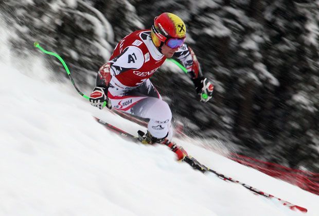 
                <strong>Felix Neureuther vs. Marcel Hirscher - zwei Freunde im Olympia-Duell</strong><br>
                Marcel Hirscher verpasste in Vancouver die Medaillenränge nur ganz knapp - im Riesenslalom belegte er Rang vier und im Slalom wurde er Fünfter. In Sotschi gilt er nun zusammen mit Neureuther als einer der Top-Favoriten auf Gold.
              
