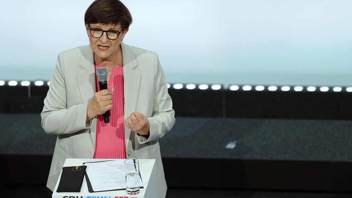 Unterzeichnung des Koalitionsvertrags