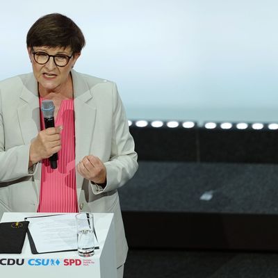 Unterzeichnung des Koalitionsvertrags
