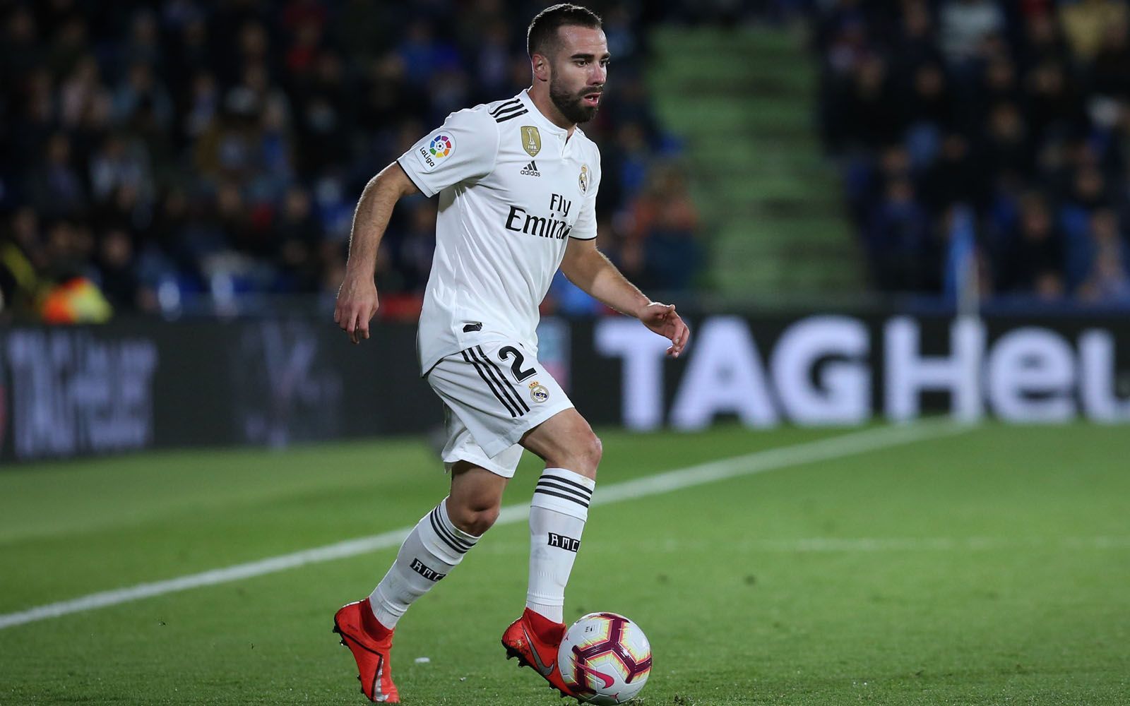 
                <strong>Dani Carvajal</strong><br>
                Der ehemalige Bayer-Profi gilt auf der rechten Seite als gesetzt. Zidane wird den spanischen Nationalspieler fest in der Abwehrkette einplanen. Carvajal hat noch einen Vertrag bis 2022. 
              