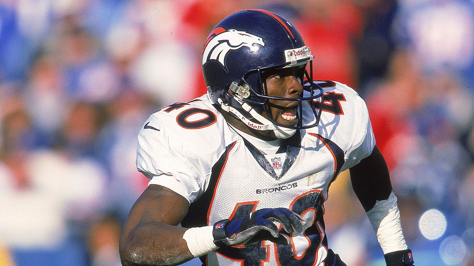 <strong>Dale Carter (Cornerback, Denver Broncos): 18 Monate</strong><br>
                Wegen der Einnahme verbotener Substanzen wurde Dale Carter von der NFL vom 25. April 2000 bis zum 7. November 2001 gesperrt.
