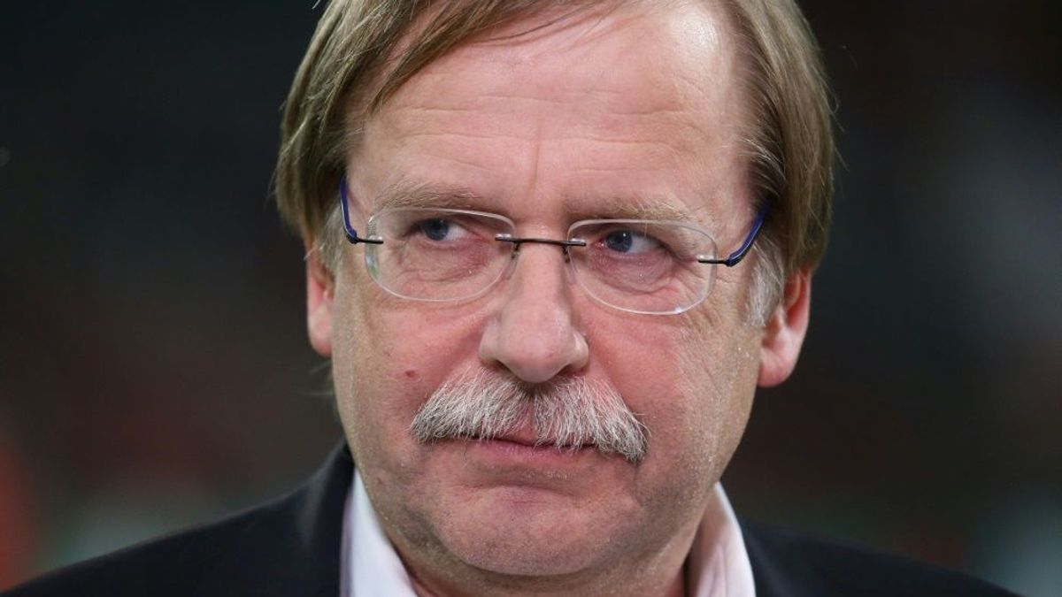 Koch soll in den Gremien der UEFA und FIFA tätig sein