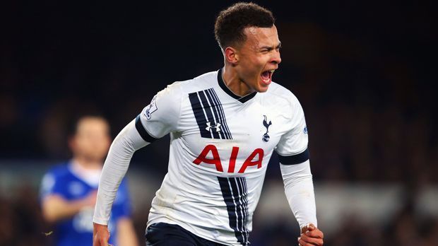 
                <strong>Dele Alli (Tottenham Hotspur)</strong><br>
                Zentrales Mittelfeld - Dele Alli (Tottenham Hotspur): In Liverpool ärgern sich die Verantwortlichen wohl noch heute, dass sie 2015 nicht noch intensiver um das damals 19 Jahre alte Talent buhlten. So ging er von den Milton Keynes Dons zu den Spurs und ist einer der Shootingstars der Saison. Seine 19 Scorerpunkte in 32 Spielen sind ein absoluter Topwert für den englischen Nationalspieler mit nigerianischen Wurzeln.
              