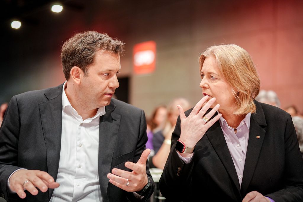 Bürgergeld: Klingbeil für härtere Maßnahmen bei Schwarzarbeit