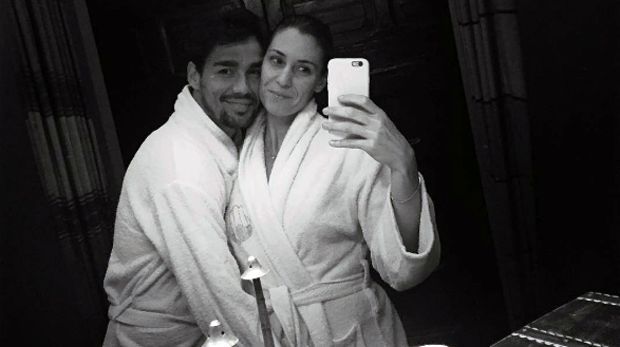 
                <strong>Flavia Pennetta und Fognini</strong><br>
                Das wird sich wohl auch Pennettas Ehemann Fabio Fognini (li.) denken. Der Italiener ist seit Jahren der beste Italiener auf der ATP-Tour und ein wahrer Entertainer. Seine Frau unterhält die Welt stattdessen mit sexy Fotos - und wir beklagen uns bestimmt nicht darüber!
              