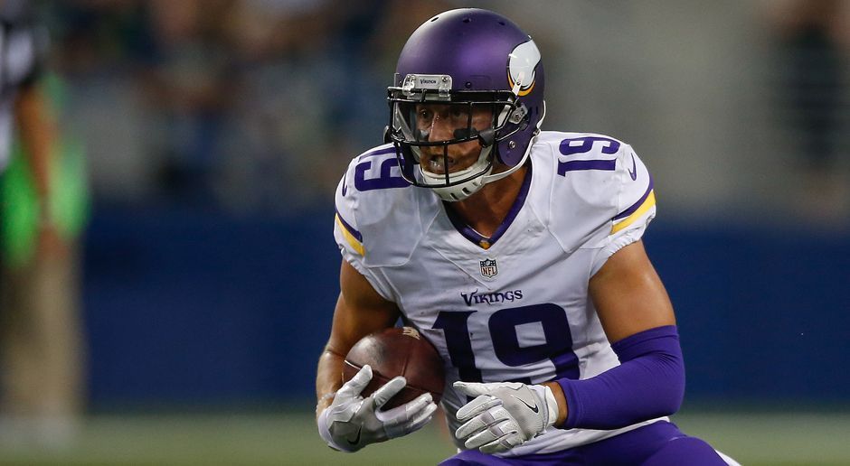 
                <strong>Adam Thielen (Minnesota Vikings)</strong><br>
                Die vergangenen beiden Spielzeiten kam Thielen nie über 200 Receiving Yards. In der laufenden Regular Season stehen nach 16 Saisonspielen 68 Catches für 960 Yards auf seinem Konto. Im Spiel gegen die Chicago Bears in Week 17 könnte er die restlichen 40 Yards bis zur 1000er-Marke erzielen.
              