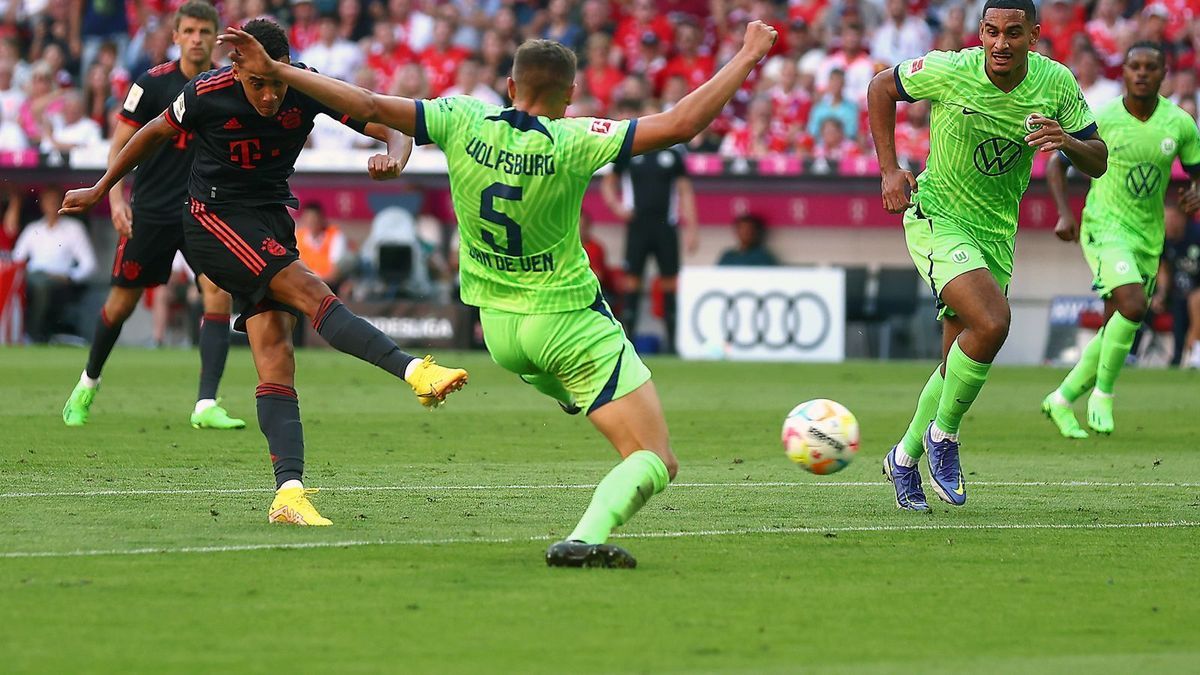 Bayern München bezwingt den VfL Wolfsburg souverän 2:0