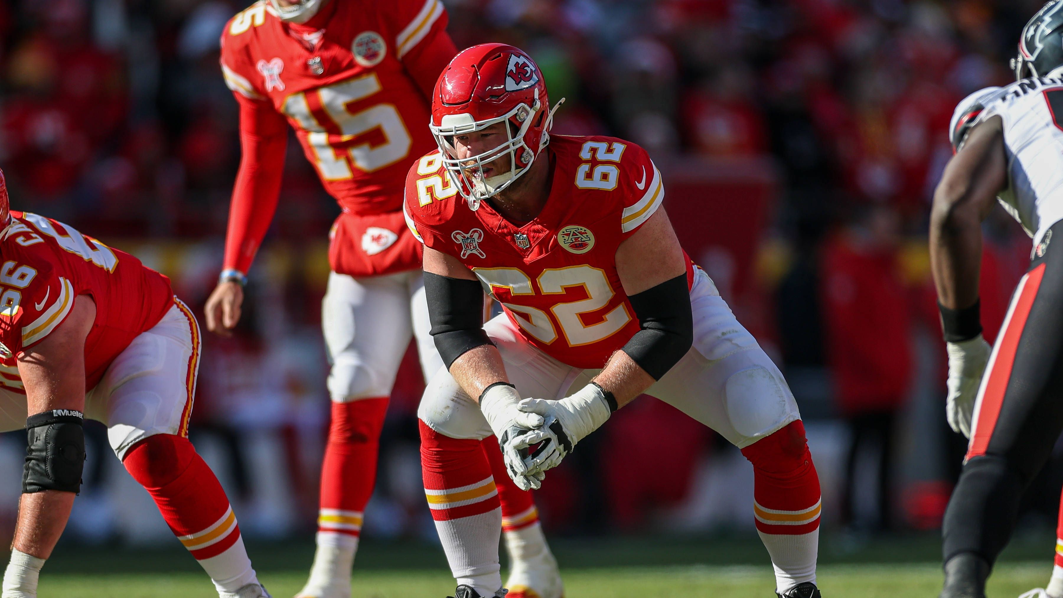 <strong>Offense</strong><br>Joe Thuney<br>Team: Kansas City Chiefs<br>Position: Guard