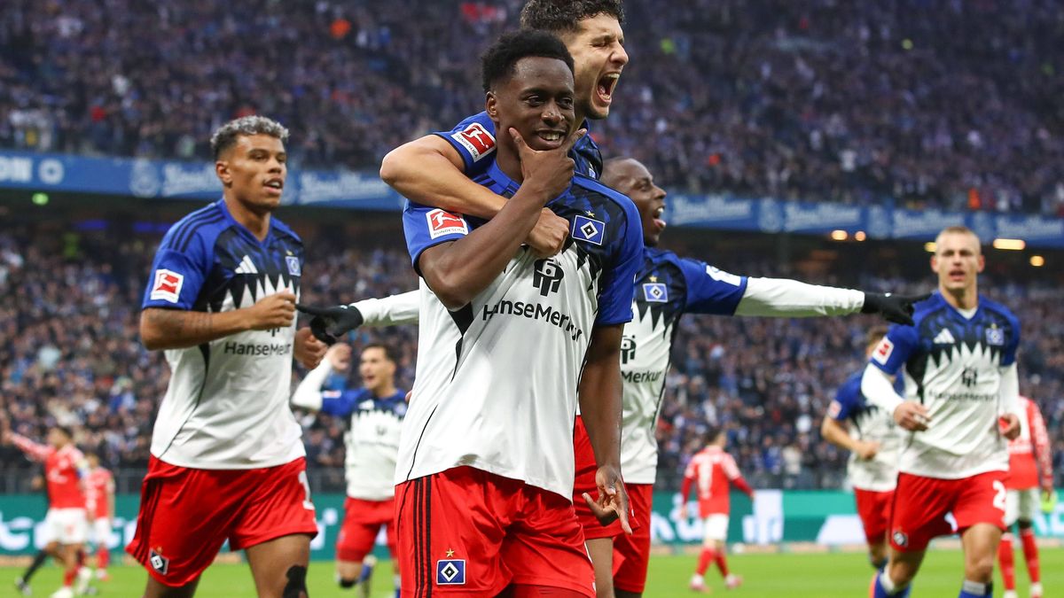05.10.2025, xtgx, Fussball 1. Bundesliga, Hamburger SV - 1. FSV Mainz 05 emspor, v.l. Albert Sambi Lokonga (HSV, 6) Jubel, Torjubel, jubelt ueber das Tor, celebrate the goal, celebration (DFL DFB R...