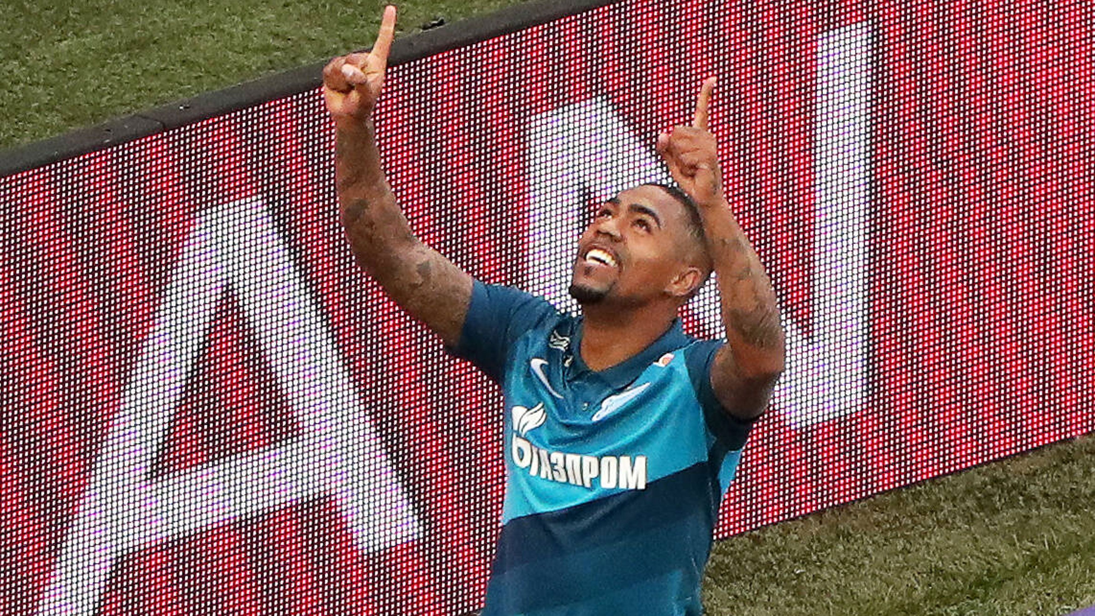 
                <strong>Angriff: Malcom (Zenit St. Petersburg)</strong><br>
                Der verlorene Sohn des FC Barcelona. Als Wunderkind bei Barca angepriesen, verlor er sein Standing recht schnell, wurde für 40 Millionen Euro nach Russland verkauft. Dort zeigt der 24-Jährige durchwachsene Leistungen, beteiligte sich in 41 Spielen an 14 Treffern. Doch auch er wird in der brasilianischen Mannschaft trotzdem eine große Verstärkung sein.
              