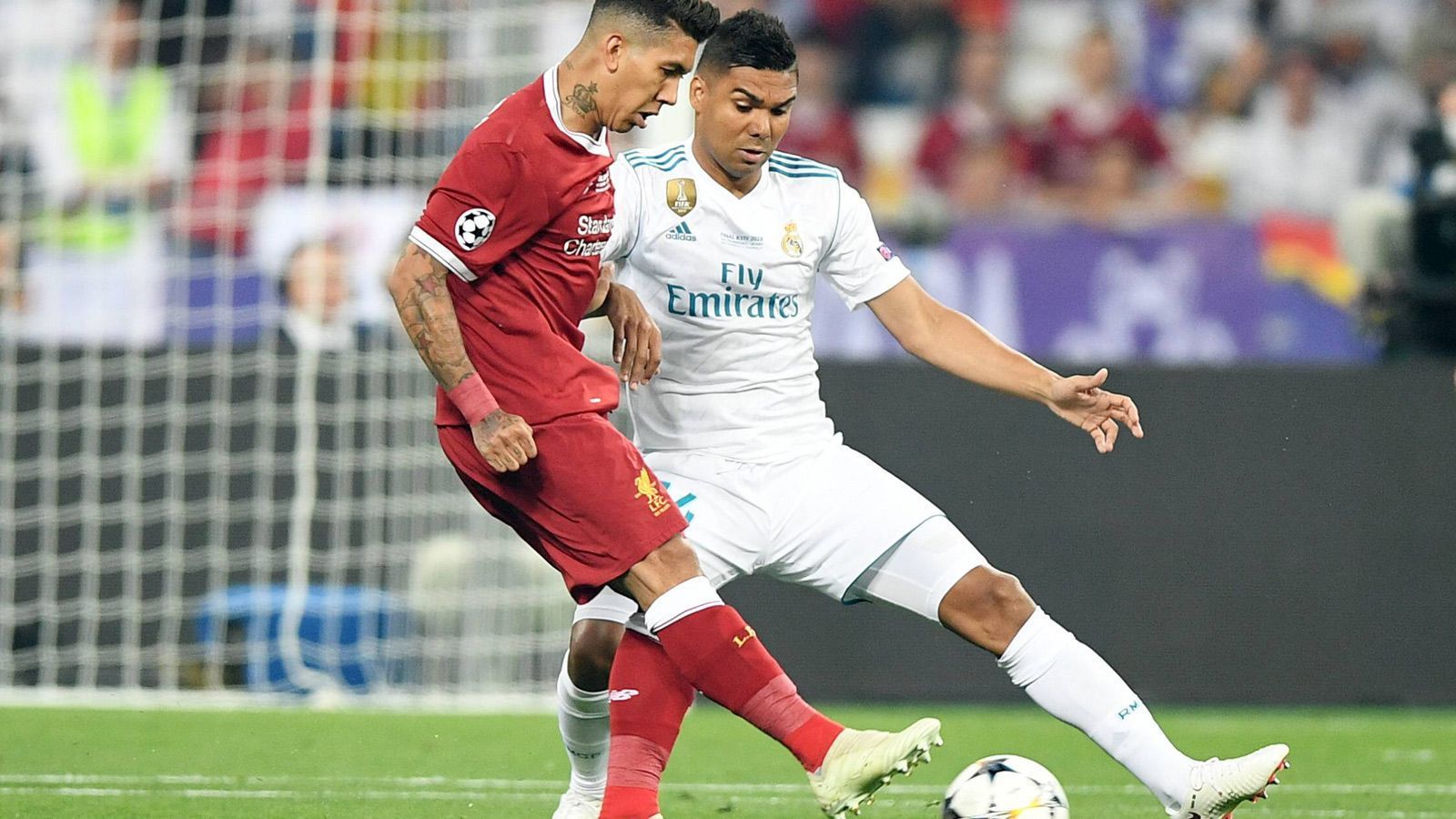 
                <strong>Casemiro (Real Madrid)</strong><br>
                Der Abfangjäger vor der Abwehrkette versinkt zu Beginn regelrecht im Angriffsstrudel der "Reds". Auch in der Folge findet er keine Sicherheit und verschenkt mehrmals die Kugel. Zumindest als Balleroberer überzeugt der Brasilianer hin und wieder. ran-Note: 4
              