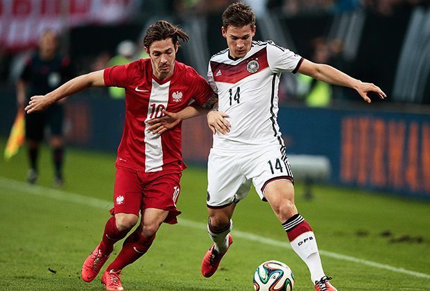 
                <strong>Oliver Sorg</strong><br>
                Der Freiburger beginnt in einer extrem unerfahrenen deutschen Abwehrreihe. Aber von Lampenfieber keine Spur: Am Ende steht die null. 
              