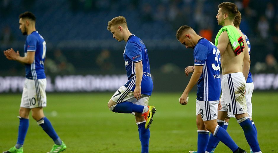 
                <strong>Platz 20: FC Schalke 04</strong><br>
                Schulden: 137 Millionen Euro
              