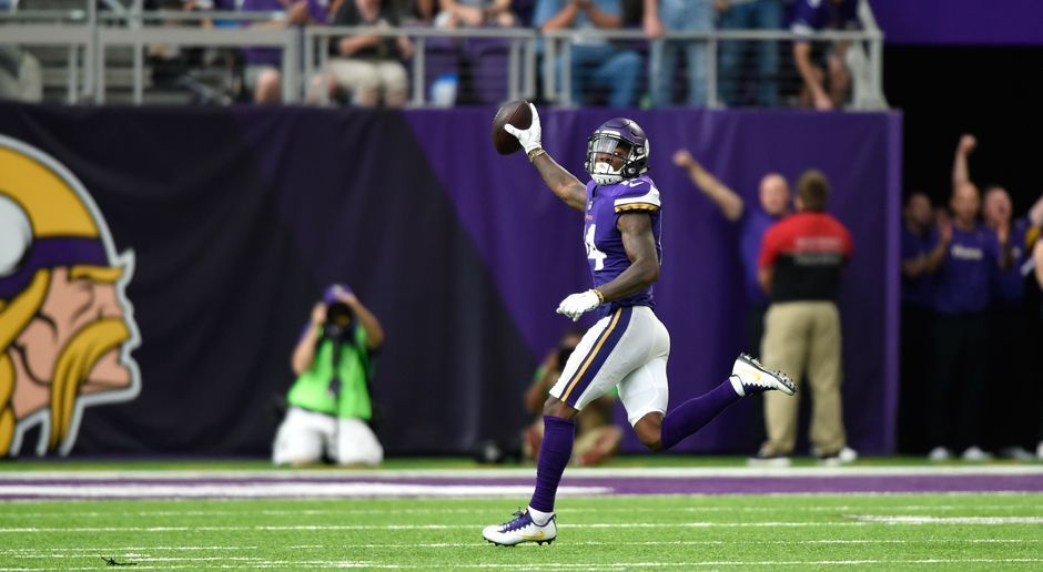 
                <strong>Wide Receiver: Stefon Diggs</strong><br>
                Receiving Yards: 173 (17 Punkte)Receiving Touchdowns: 2 (12 Punkte)Fumbles: 0Gesamtpunktzahl: 29 
              