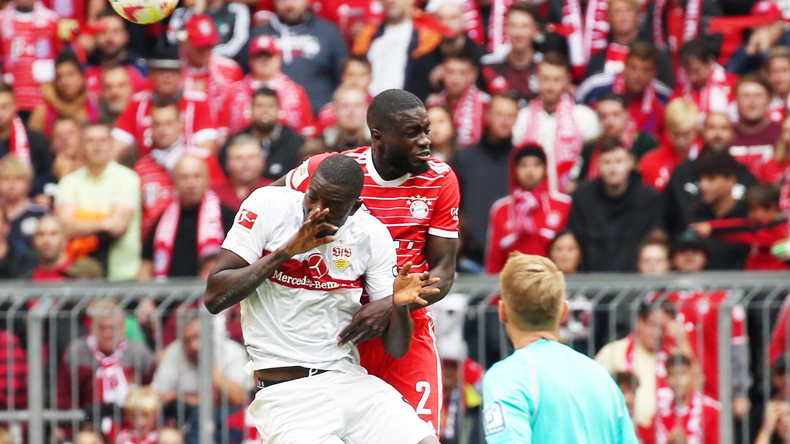 
                <strong>Dayot Upamecano</strong><br>
                Der Ex-Leipziger ersetzte Lucas Hernandez in der Innenverteidigung und bot eine solide Vorstellung, vor Guirassys Lattenknaller (75.) allerdings einen Schritt zu spät. ran-Note: 3
              