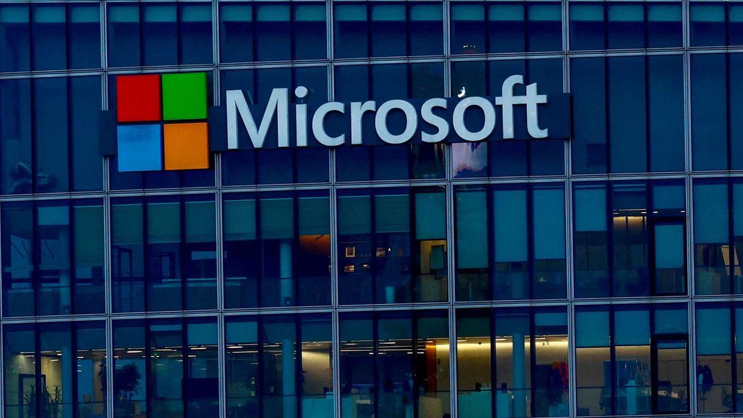 Microsoft kündigte im Jahr 2020 an, innerhalb von zehn Jahren CO<sub>2</sub>-negativ zu werden. KI könnte diese Pläne zunichte machen.