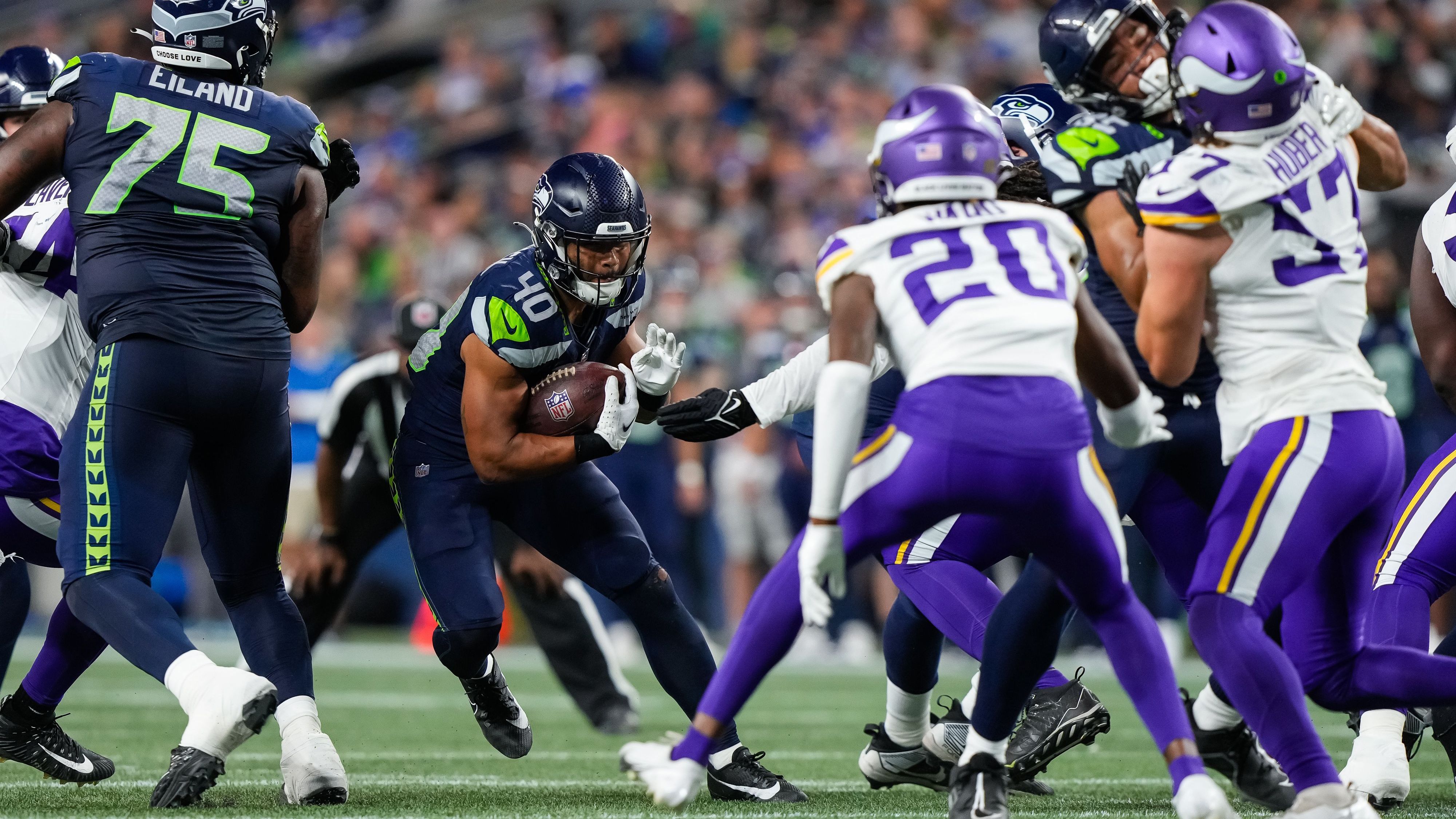 <strong>Platz 18 (geteilt): Seattle Seahawks<br></strong>Stopp-Rate: 27 Prozent<br>First Downs erlaufen: 93<br>Run-Versuche insgesamt: 382