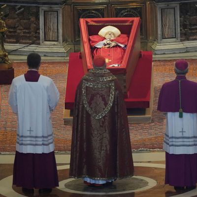 POPE-FRANCIS/PROCESSION