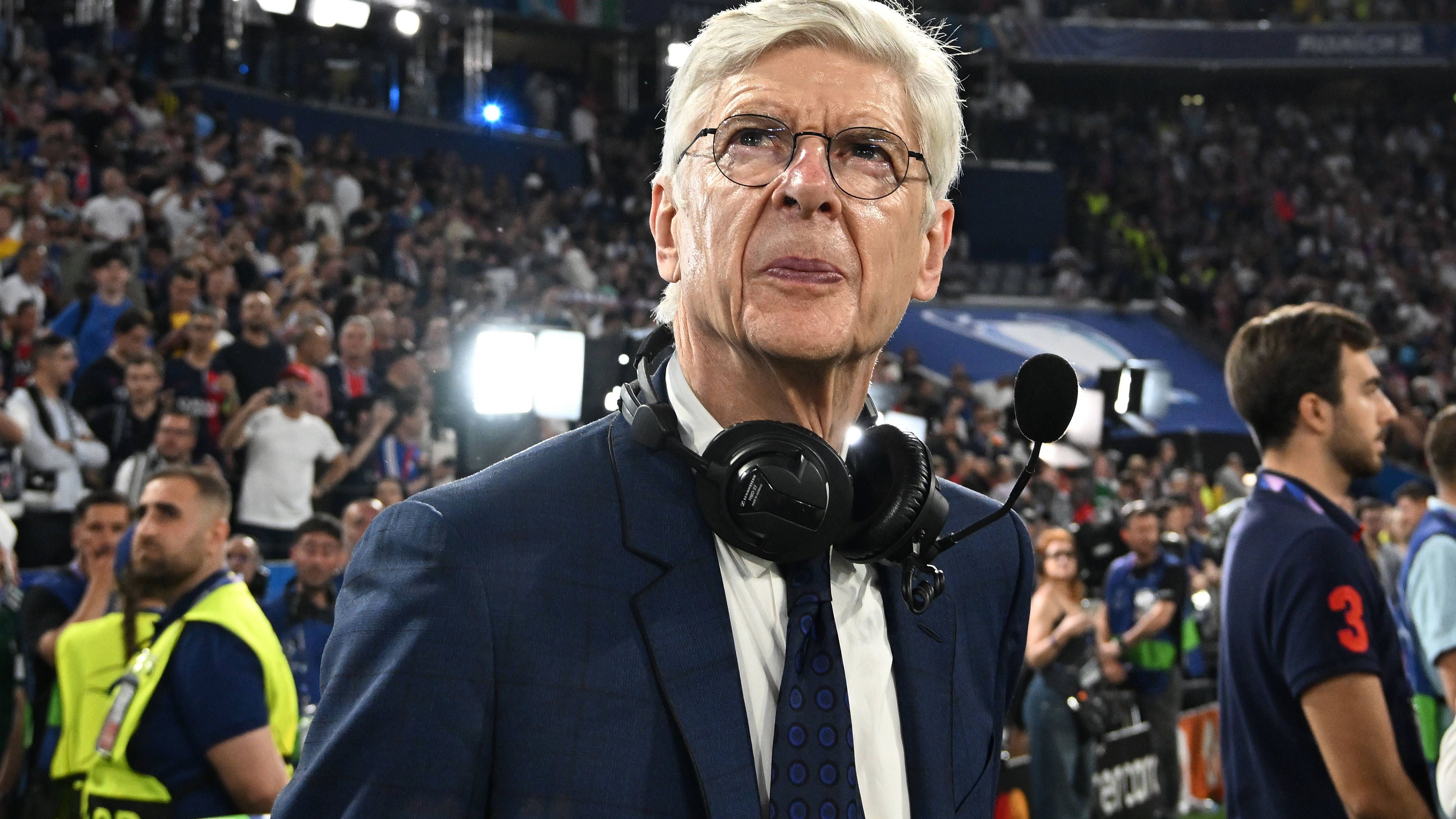 <strong>Arsene Wenger</strong><br>Als Trainer gewann er zwar unzählige Titel, aber nie die Champions League. In München kam Arsene Wenger dem Henkelpott zumindest mal sehr nahe, denn er durfte auf dem Rasen den Blick in die Ferne schweifen lassen.