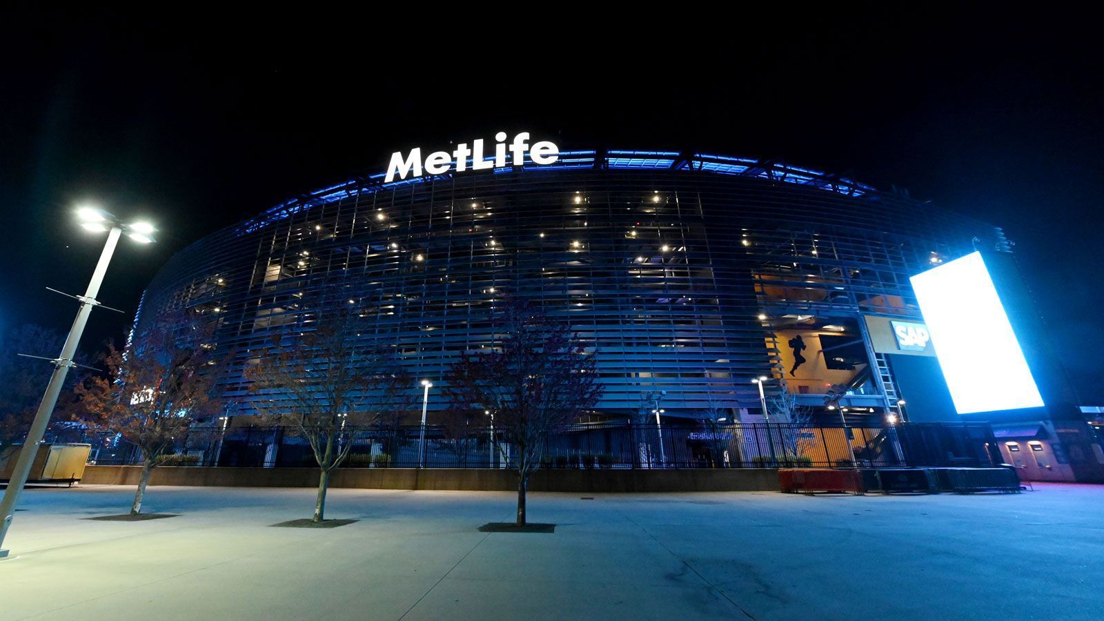 2024 NHL Stadium Series Set For MetLife Stadium – SportsTravel